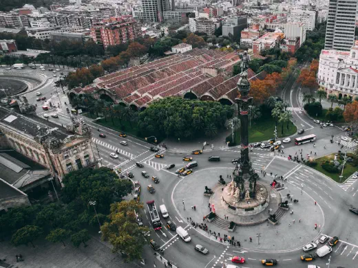 Opening Hours in Barcelona: Shops, Meals & Business Hours