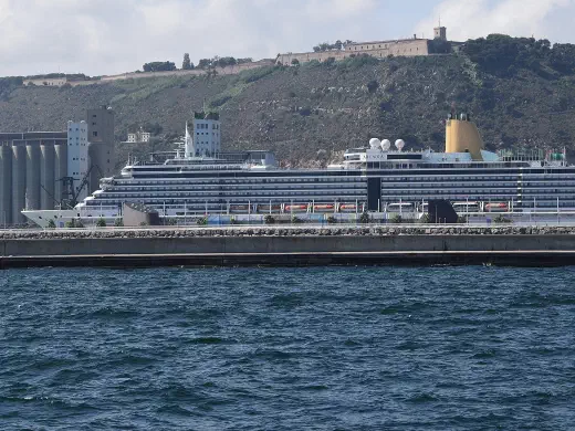 Barcelona Cruise Port: Terminals, Getting to the City & Where to Stay