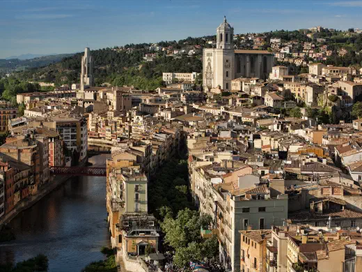 Ways to Get from Barcelona to Girona: Your Ultimate Guide