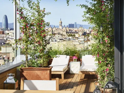 The Barcelona EDITION - For entertainment