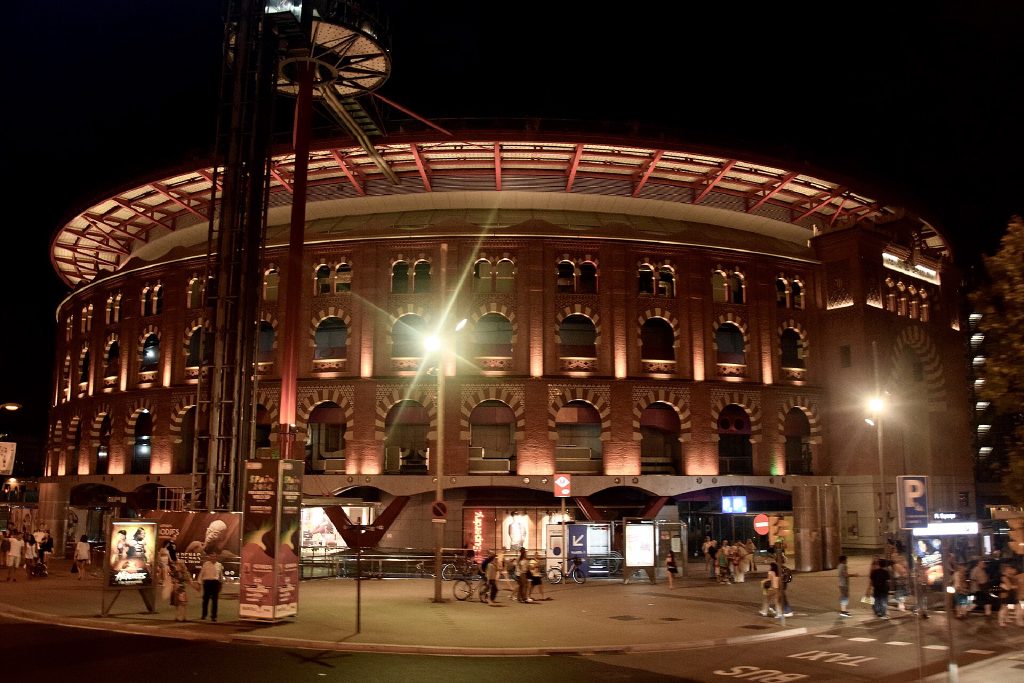 Las Arenas Barcelona mall